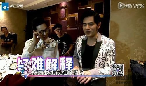 周杰伦约学员一起打LOL 吐槽自己被坑
