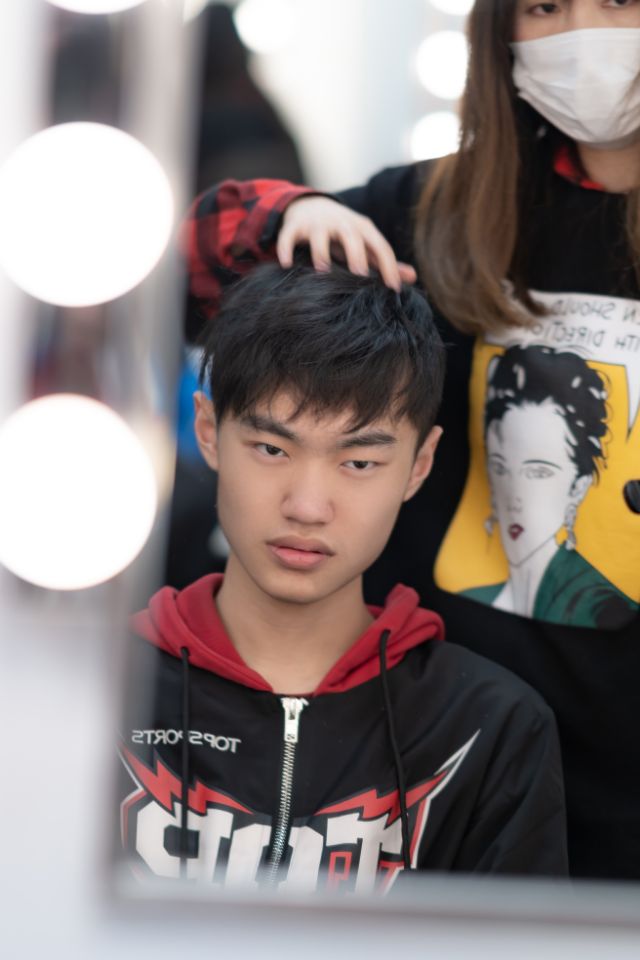 只读数据中单篇：群雄逐鹿谁能笑到最后